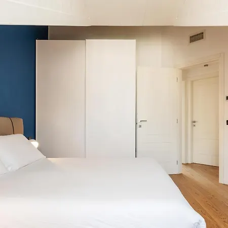 Easyhomes - Brera Luxury Lejlighed *