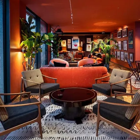 Radisson Collection Hotel, Santa Sofia 5*