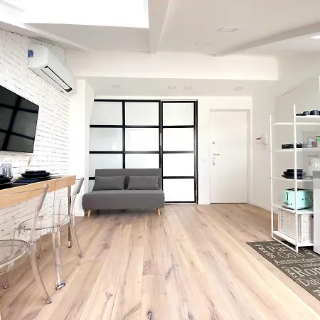 Apartment Design Fiera City-life, Mico *