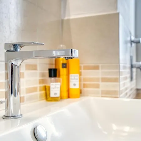 Guesthost - Casa Parkview!