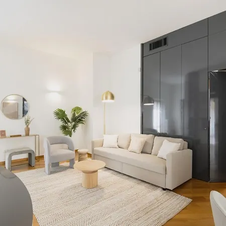 Easylife - Elegante Dimora A Due Passi Dal Duomo Milan