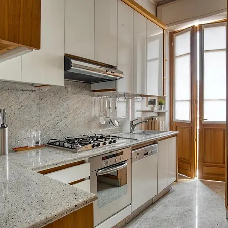 Joivy Captivating Flat With Balcony Apartment Mailand