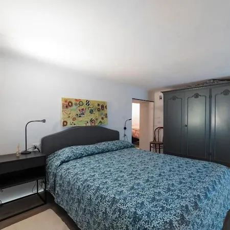 Apartment La Pampa Milan
