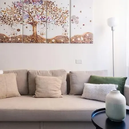 Col Di Lana Flexyrent * Милан