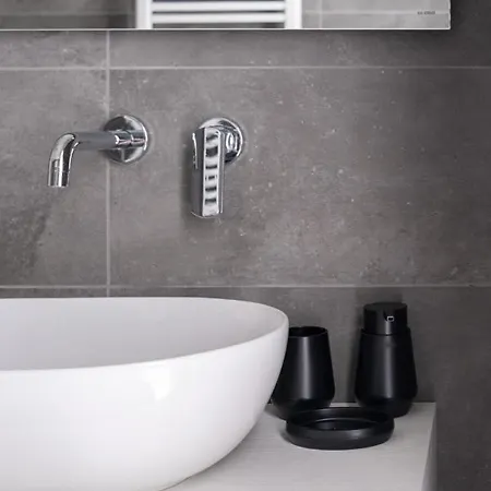 Luvi - Occhialini 5 アパート *