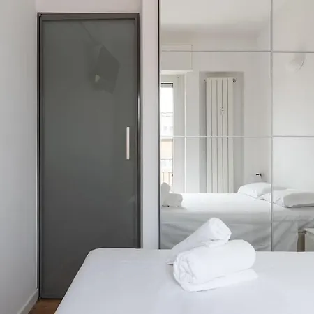 Apartment Youhosty - Ripamonti 194 Mailand