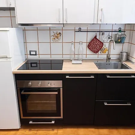 Апартаменты Accogliente Loft In Zona Monumentale/cenisio Милан