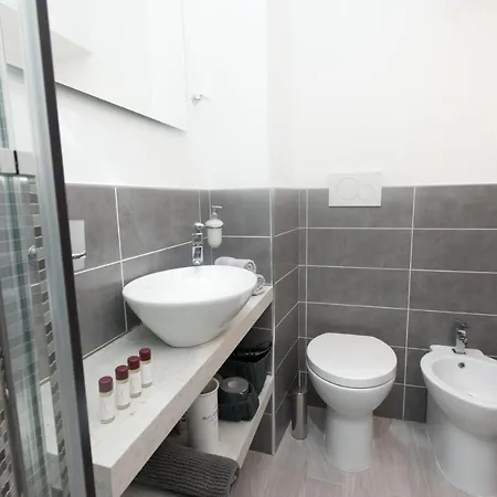 Amazing And New Penthouse In Center 아파트 *