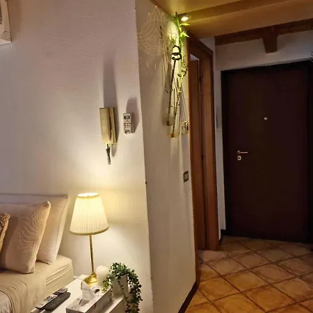 Regina In Porta Romana 1 Appartement *