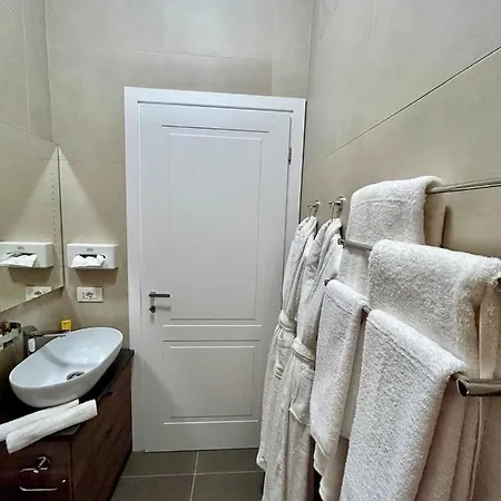 Appartement King's - Quiet And Refined In The Heart Of Milaan