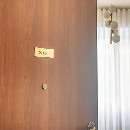 Relais 1 Milão