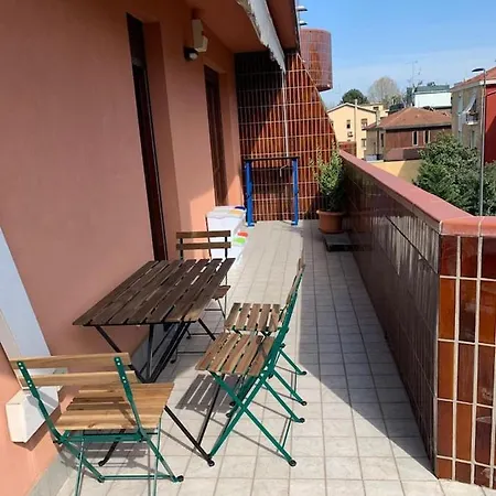 Apartment Famigliare Milan