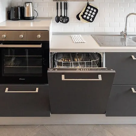 Apartament Elegante Bilocale A 15 Min Dal Duomo *