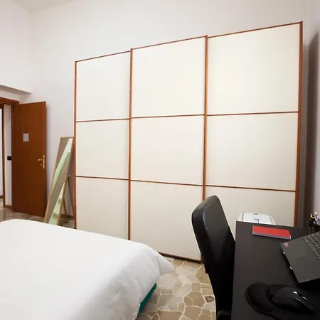 Bilocale A 400m Dalla Stazione Di Lambrate - Casa Abano מילאנו