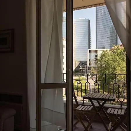 Youhosty - De Cristoforis12 Bis Apartmán