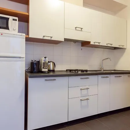 20mins From Duomo - Renovated Apt Near City Center Milan