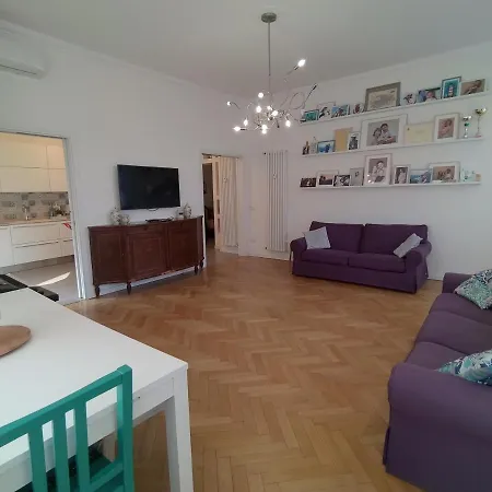 Apartamento Spacious In The Heart Of The