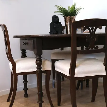 I Host - Val Strona 3 *