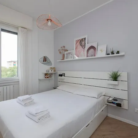 Appartement I Host - Alzaia 118 Milan