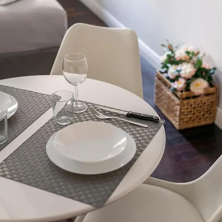 We - Bandello House, Corso Magenta Milano