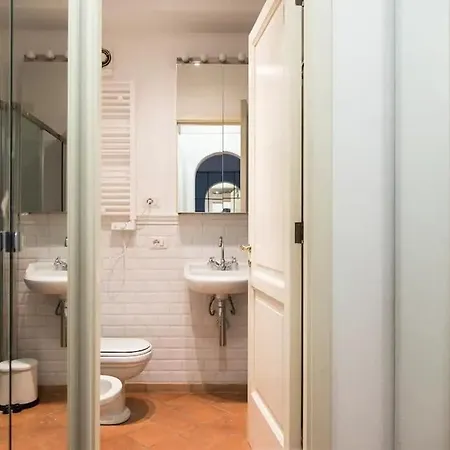 Hidden Retreat - Duomo Apartamento