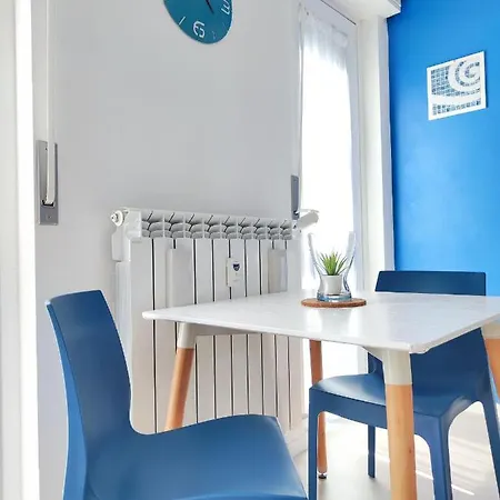 Apartment Large New Stylish Studio Apt - Metro Fast Wifi A/c *
