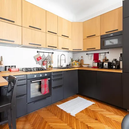 Easytopstay - Moscova Cosy Apartman