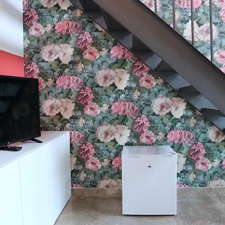 Апартаменты Michelangelo Navigli Loft Experience - Via Magolfa