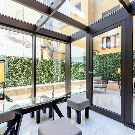 Nj Hotels&apartments San Pietro All'orto 6 *