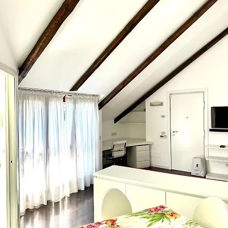 Garibaldi Apartmán *