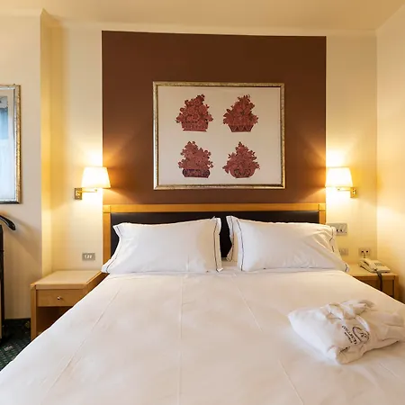 Hotel Life Poliziano, By R Collection 4*