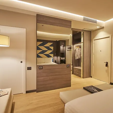 Ih Ambasciatori 4*