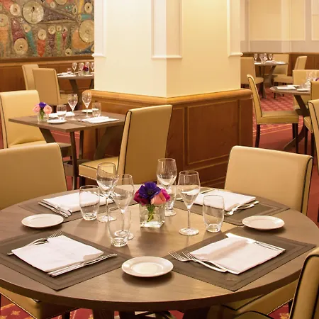 Ξενοδοχείο Starhotels Business Palace