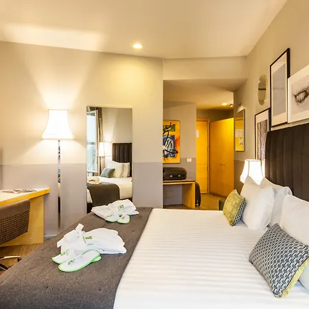 Garibaldi Station By Ihg