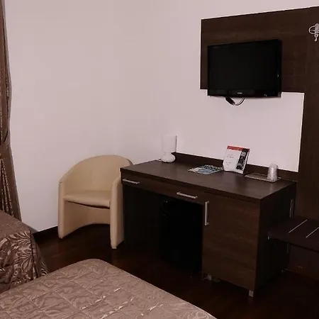 ميلانو بالمانوفا