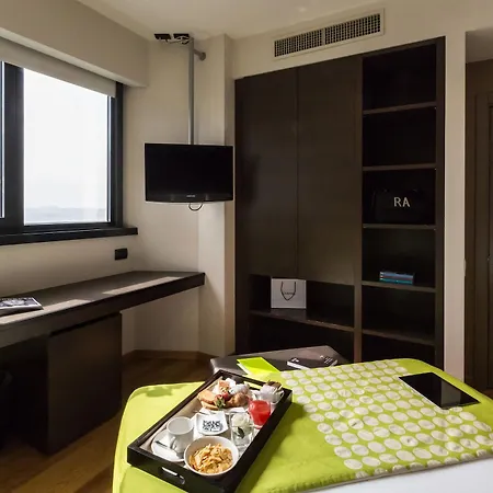 Western The Hub Hotel