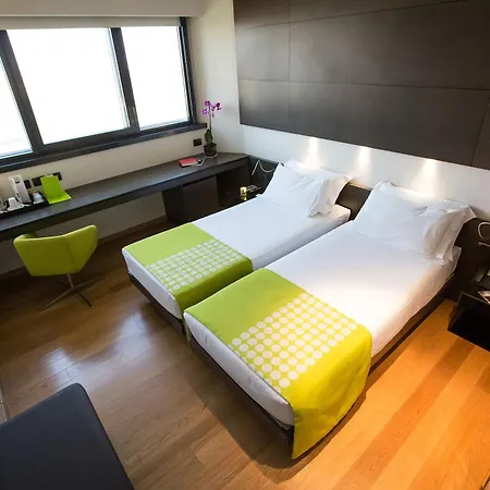 Western The Hub Milan