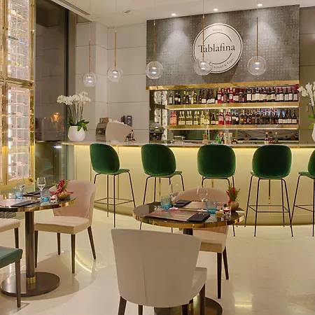 Nh Collection Porta Nuova Hotel 4*