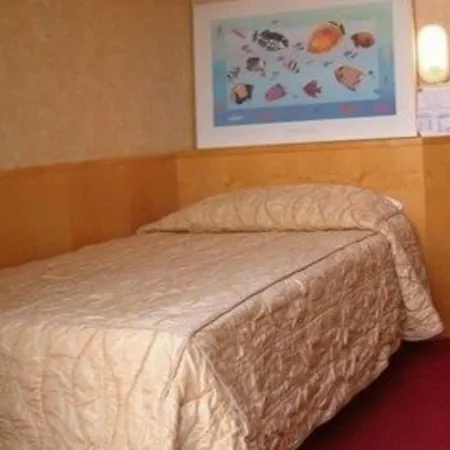 Sant'ambroeus Hotel