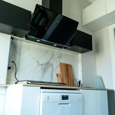 Singola Con Ac, Tv, Wi-fi E Cucina Appartamento