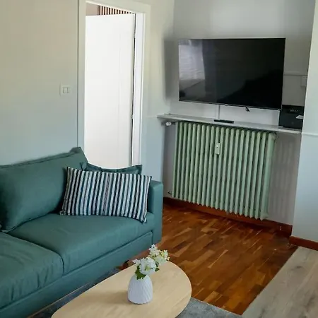 Singola Con Ac, Tv, Wi-fi E Cucina Appartamento *