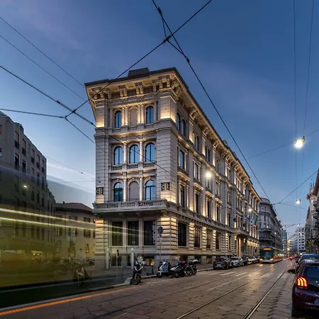 Szálloda Radisson Collection Hotel, Palazzo Touring Club 5*