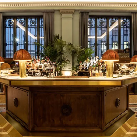 Radisson Collection Hotel, Palazzo Touring Club Hotell Milano