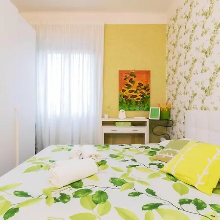 Ihost - Bassini 46 Apartment