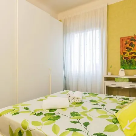 Ihost - Bassini 46 * Mailand