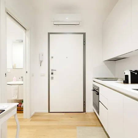 Apartment Fashion And Modern Fashion Area Mailand