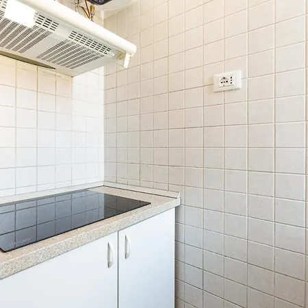 Guesthost - Ca' Granda M5 Bright Apartament *