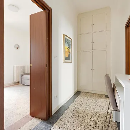 Apartament Guesthost - Ca' Granda M5 Bright *