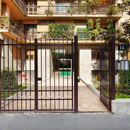 Apartment Fashion And Modern Fashion Area *