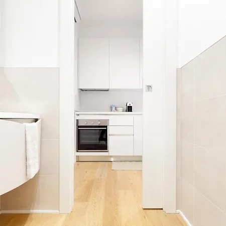 Fashion And Modern Fashion Area Mailand